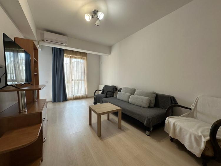 Apartament cu 2 camere decomandat în Mihai Bravu
