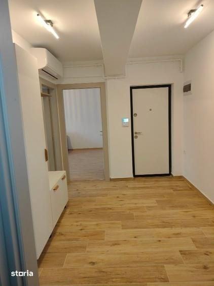 Apartament cu 3 camere decomandat în Theodor Pallady