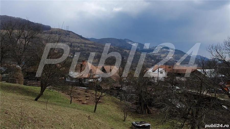 Teren de 800 mp, în Valea Doftanei