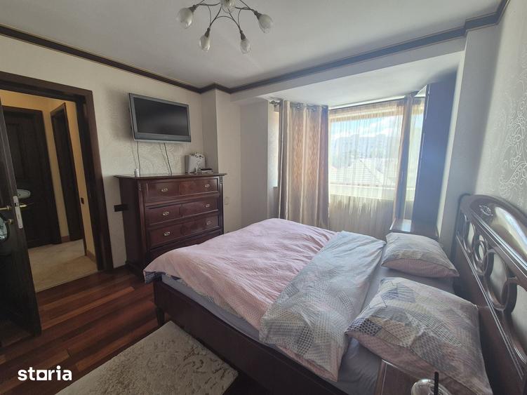 Apartament cu 4 camere decomandat în Decebal
