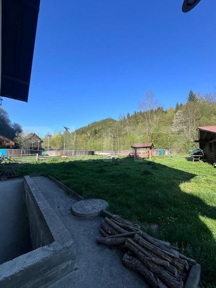 Hotel/Pensiune, de 334 mp, în Frasin
