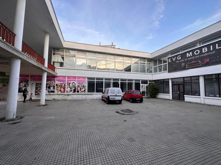Spațiu comercial, de 600 mp, în Calea Severinului