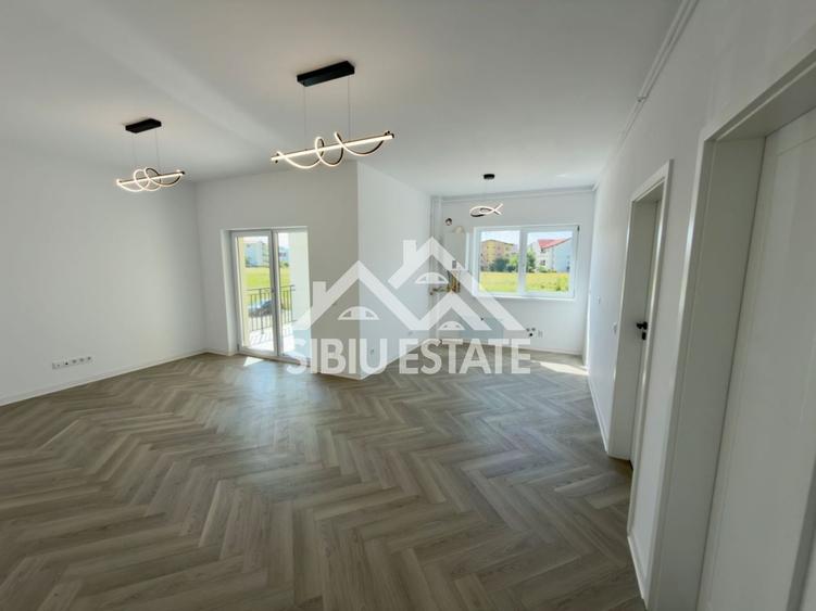 Apartament cu 3 camere,boxa depozit, Finisat La Cheie te muti imediat - 1