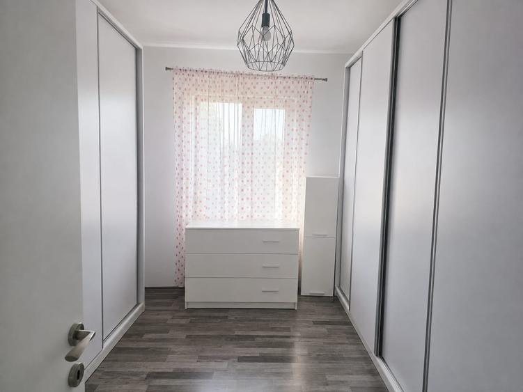 Casă individuală cu 4 camere cu Canalizare în Dârza
