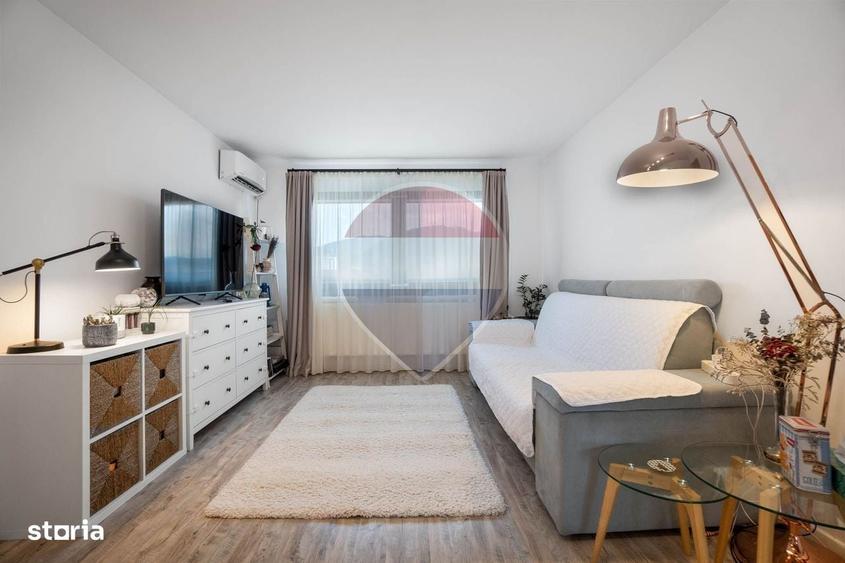 Apartament cu 3 camere semidecomandat în Gării