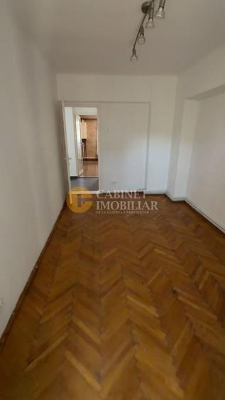 Nicolina 1 - 3 camere decomandat - 2 bai - etaj 3/8 - boxa - 3