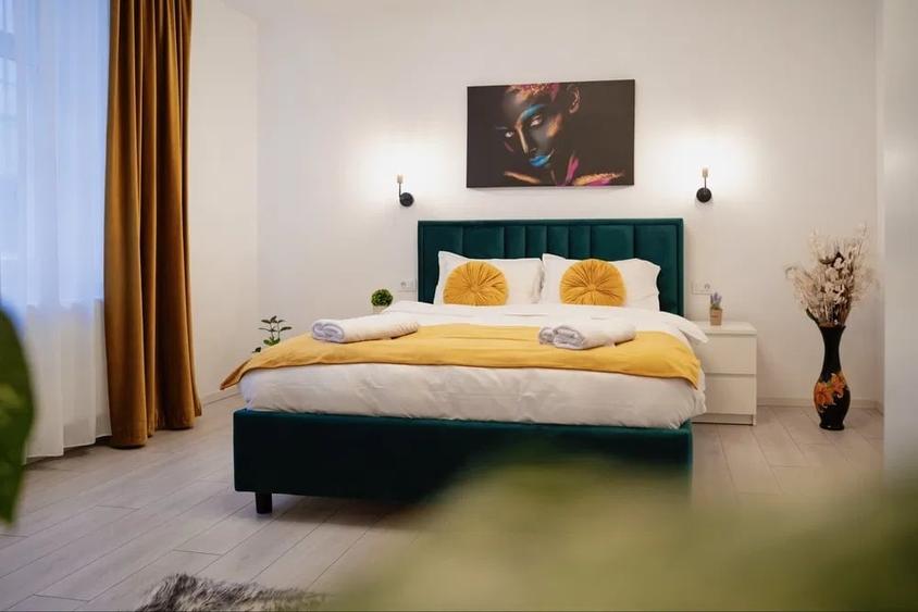 Apartament cu 2 camere semidecomandat, mobilat în Centrul Istoric