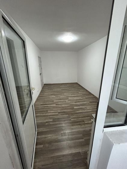 Garsonieră decomandată în Exterior Vest