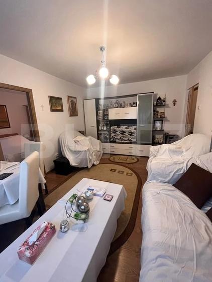 Apartament cu 2 camere semidecomandat în Central