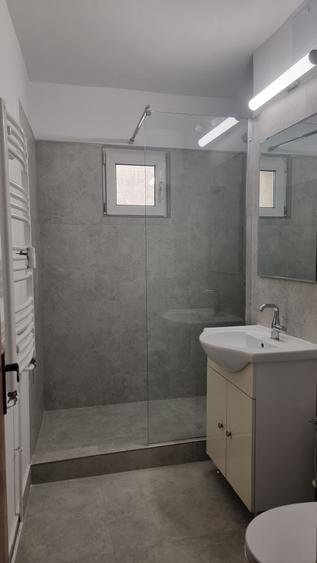 Apartament cu 2 camere decomandat în Dorobanți