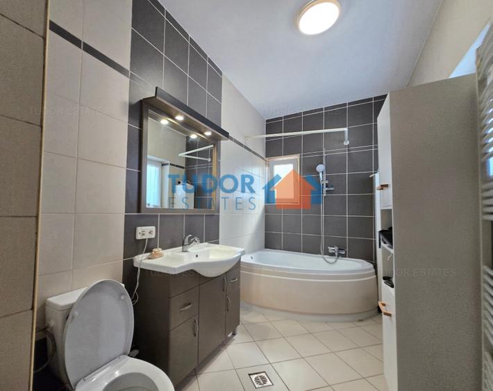Duplex cu 6 camere cu Canalizare în Pipera