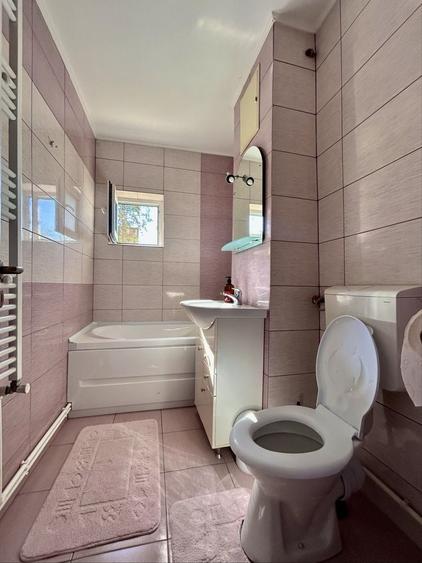 Apartament cu 2 camere semidecomandat în Brazda lui Novac