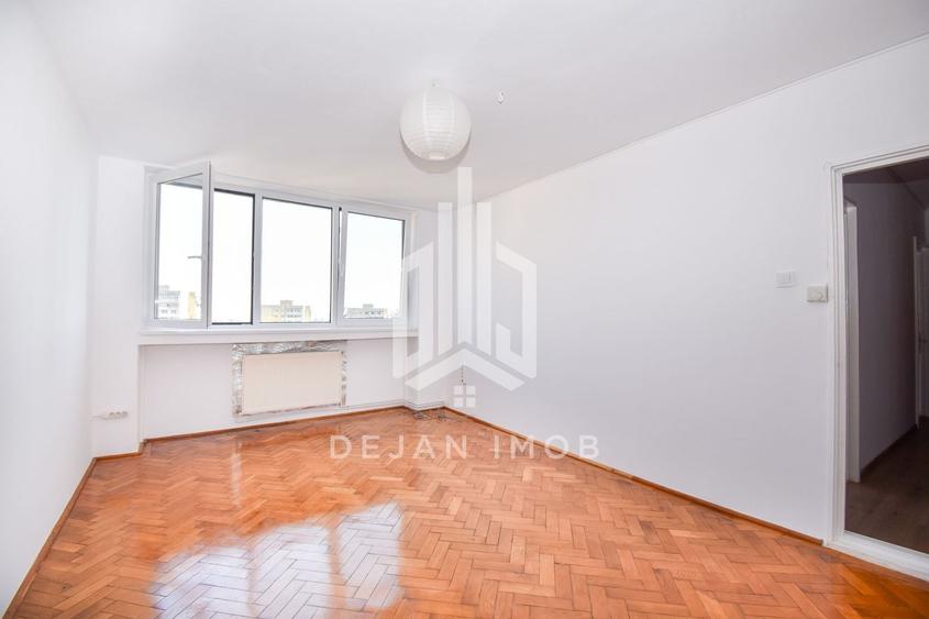 Apartament cu 3 camere decomandat în Simeria