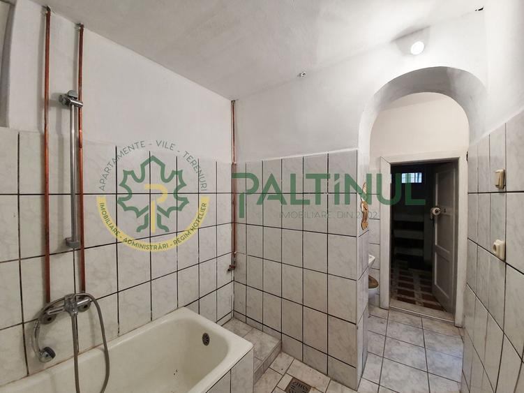 Apartament la casa, pretabil birouri, zona 9 Mai - 7