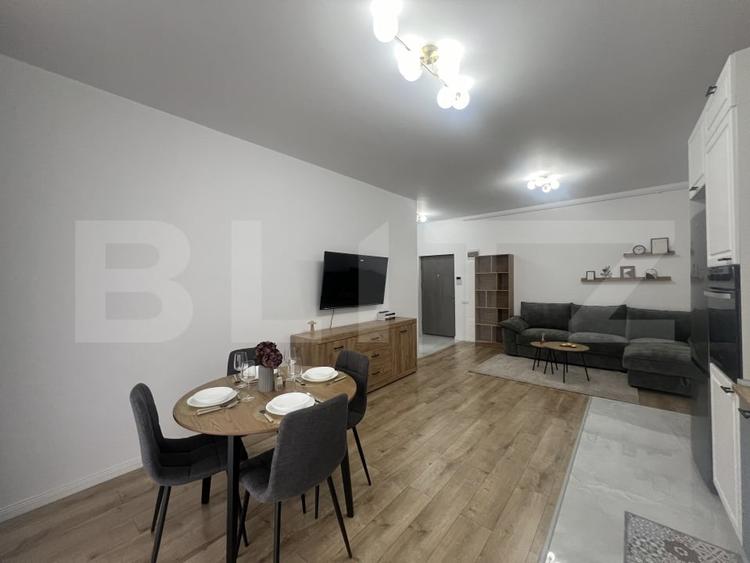 Apartament cu 2 camere semidecomandat, mobilat în Florești