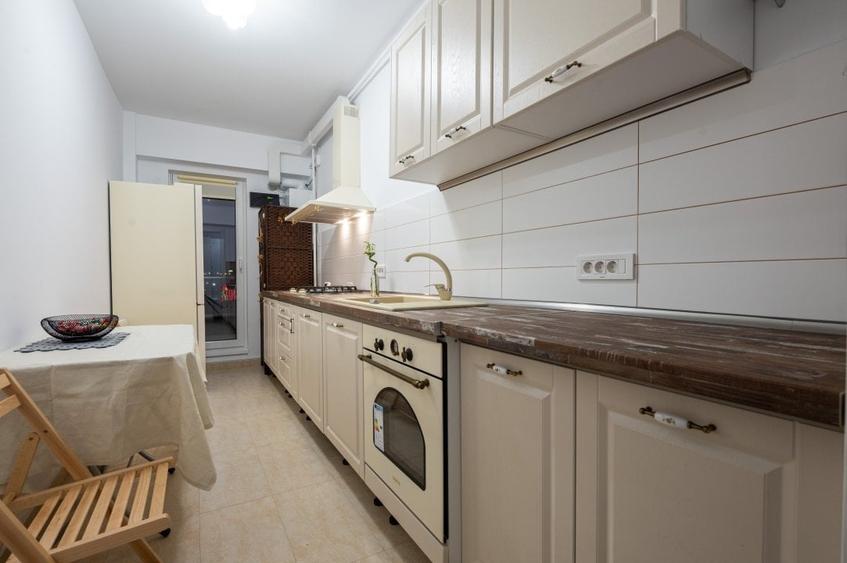 Apartament cu 2 camere decomandat, mobilat în Tomis Nord