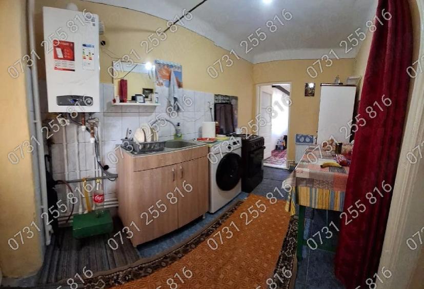 Casă cu 3 camere cu Teren 300 Mp în Sud