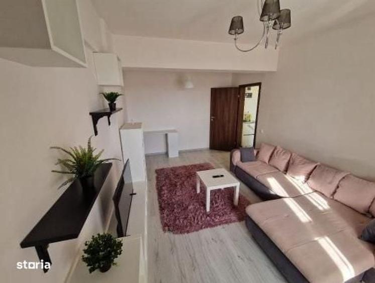 Apartament cu 2 camere decomandat în Apărătorii Patriei
