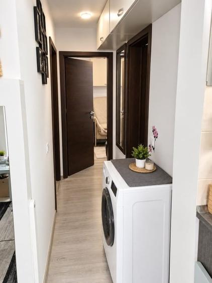 Apartament cu 3 camere semidecomandat, mobilat în Gușterița