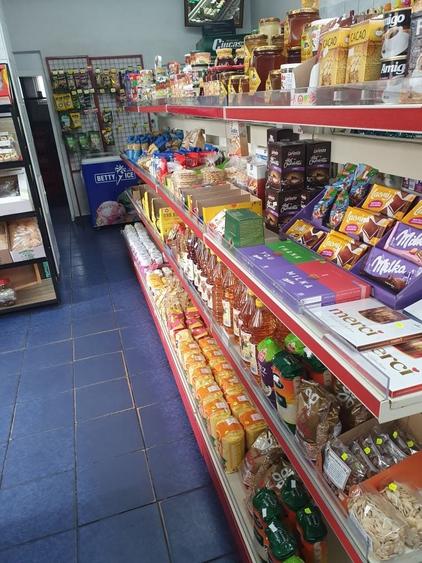 Spațiu comercial, de 150 mp, în Sânpetru