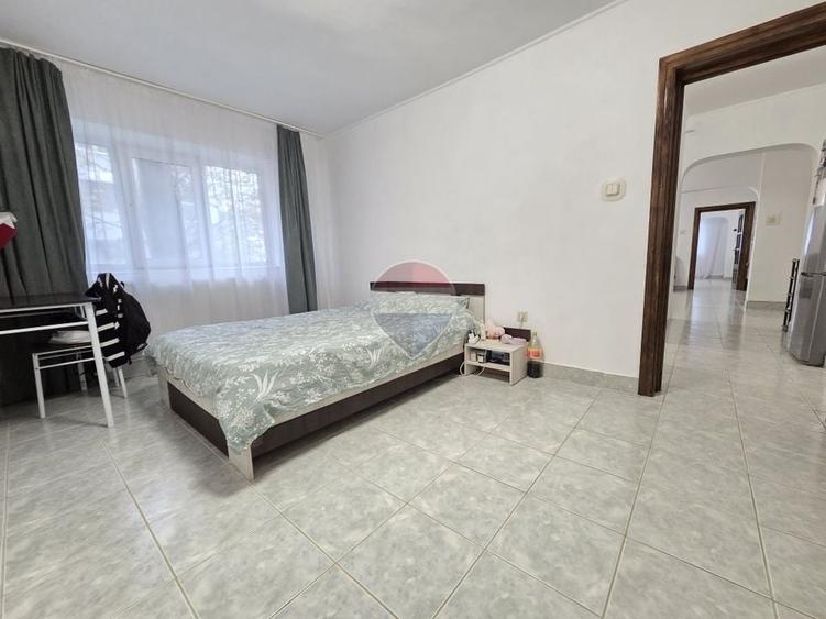 Apartament cu 3 camere decomandat în Bahne