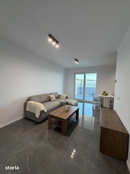 Apartament cu 2 camere, mobilat în Iris