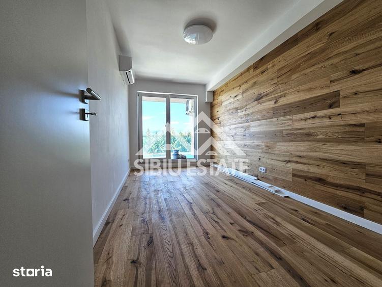 Apartament cu 3 camere în Cristian