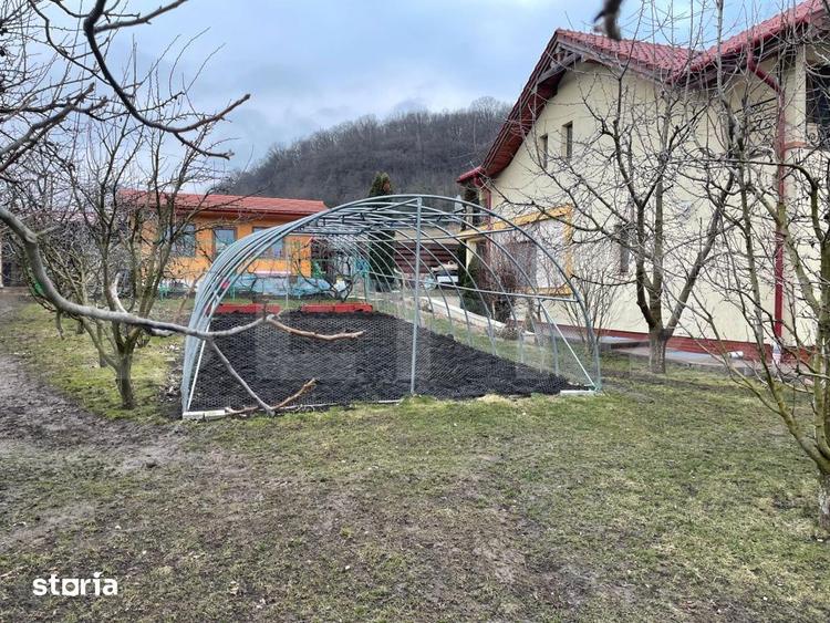 Casă cu 4 camere cu Canalizare în Chinteni
