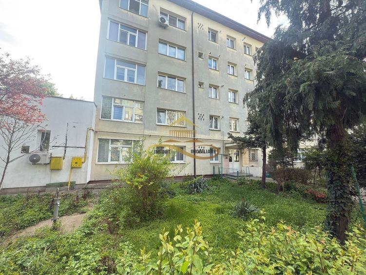 Apartament cu 2 camere nedecomandat în Mioriței
