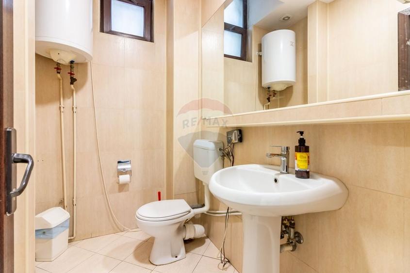 Spațiu comercial, de 132.69000244141 mp, în Lacul Tei