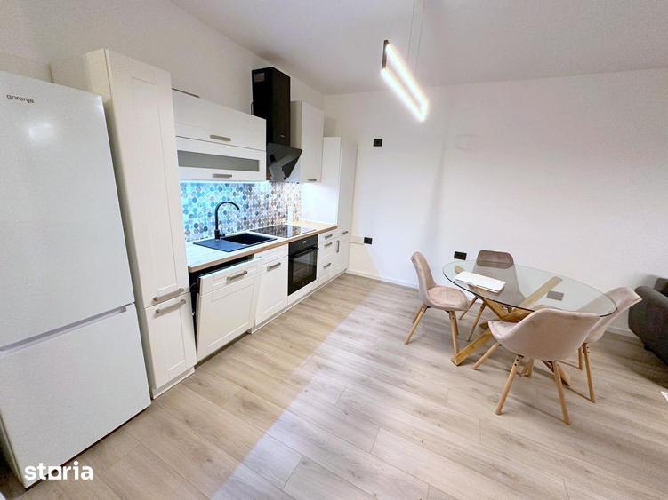 Apartament cu 2 camere semidecomandat, mobilat în Central