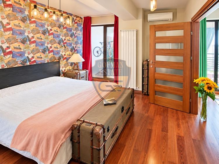 Apartament cu 3 camere decomandat, mobilat în Central