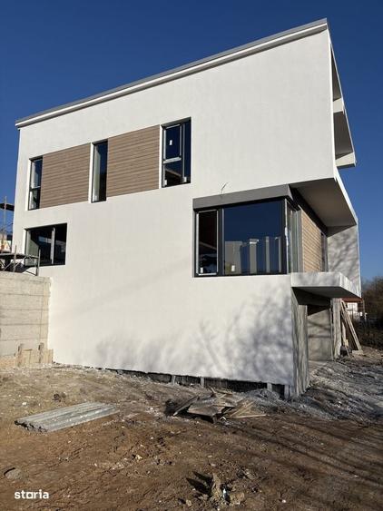 Casă cu 4 camere cu Teren 600 Mp în Baciu