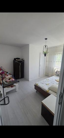Casă individuală cu 4 camere cu Teren 2000 Mp în Pecineaga