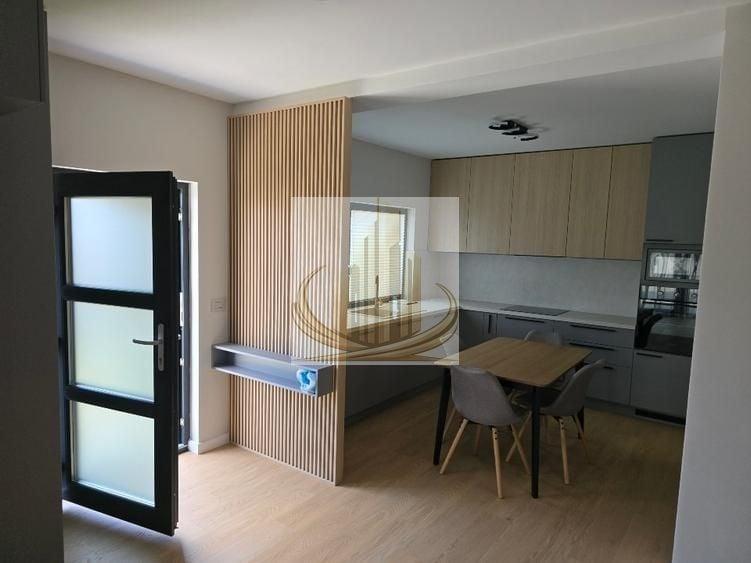 Duplex cu 4 camere cu Canalizare în Ghiroda