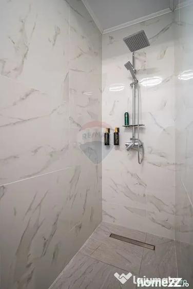 Apartament cu 2 camere decomandat în Zamora