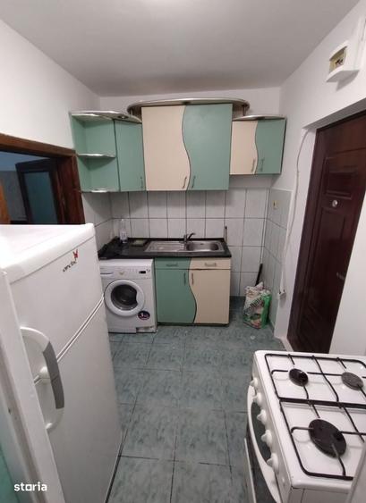 Garsonieră decomandată în Rahova