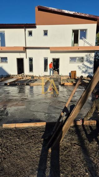 Casă cu 4 camere cu Teren 350 Mp în Bolintin-Deal