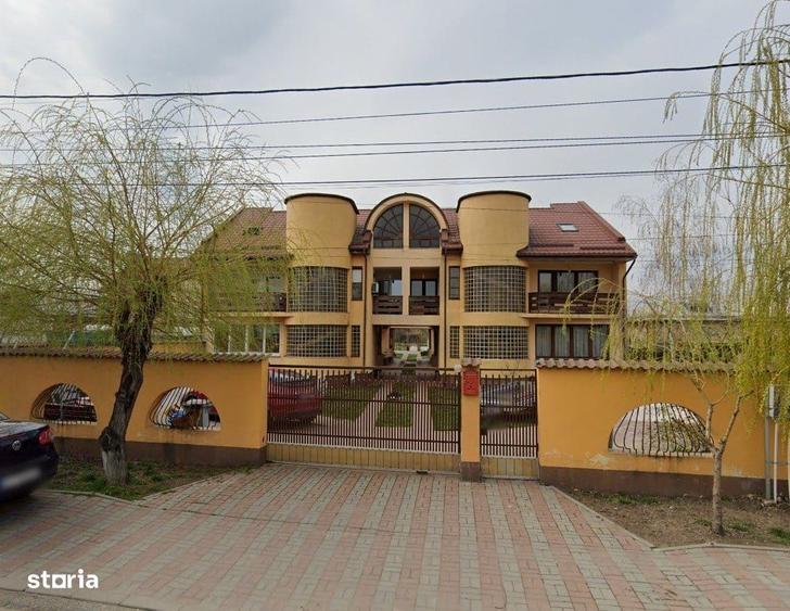 Apartament cu 4 camere în Teiș