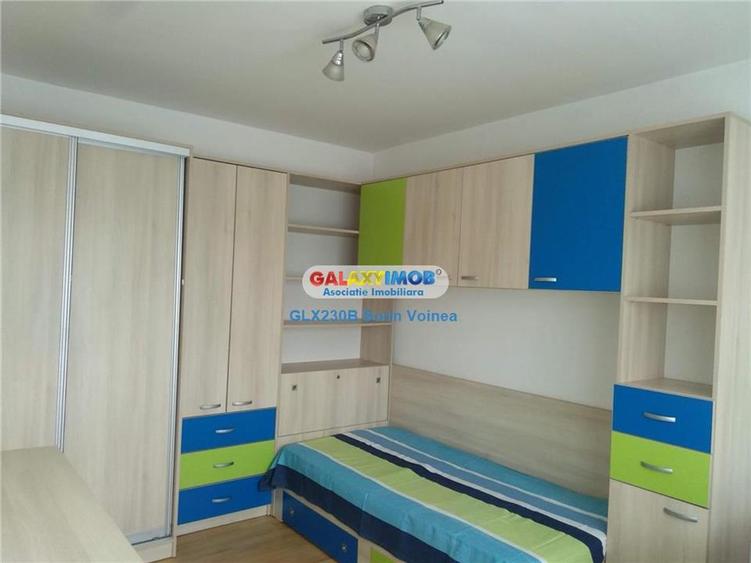 Apartament cu 4 camere decomandat, mobilat în Păcii