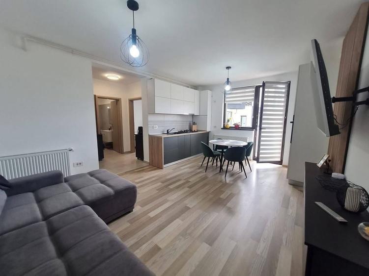 Apartament cu 2 camere semidecomandat în Central