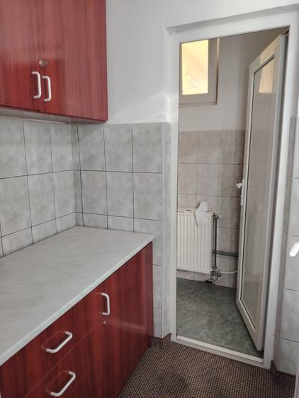 Birou, de 490 mp, în Zorilor