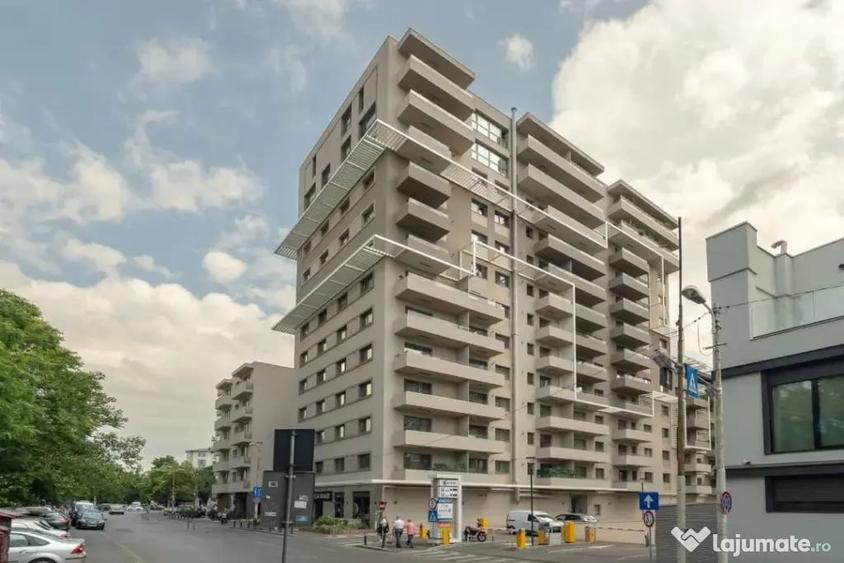 Apartament cu 3 camere decomandat în Ștefan cel Mare