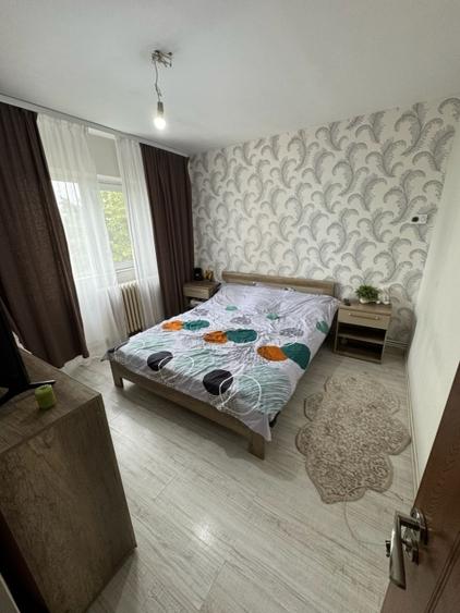 3 camere decomandat 77mp etaj 3 zona nicolina - 1