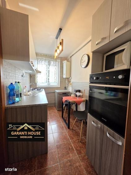 Apartament cu 2 camere decomandat în Central