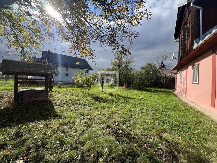 Casă individuală cu 4 camere cu Teren 904 Mp în Bucșoaia