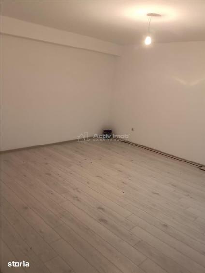 Casă cu 3 camere cu Teren 300 Mp în Central