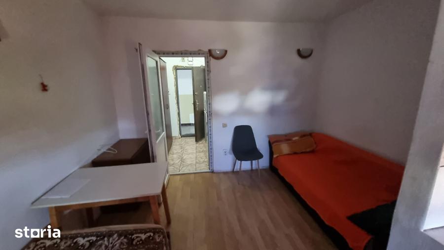 Apartament cu 4 camere în Vest