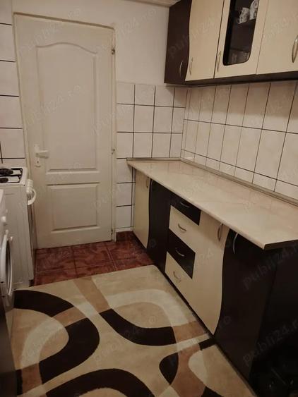 Apartament cu 2 camere decomandat în Hunedoara