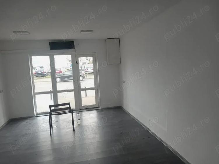 Spațiu comercial, de 31 mp, în Central